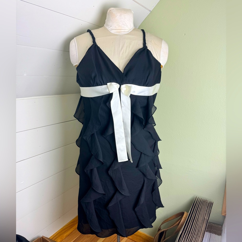 Vintage Y2K Clues Collection Paris Ruffle Dress